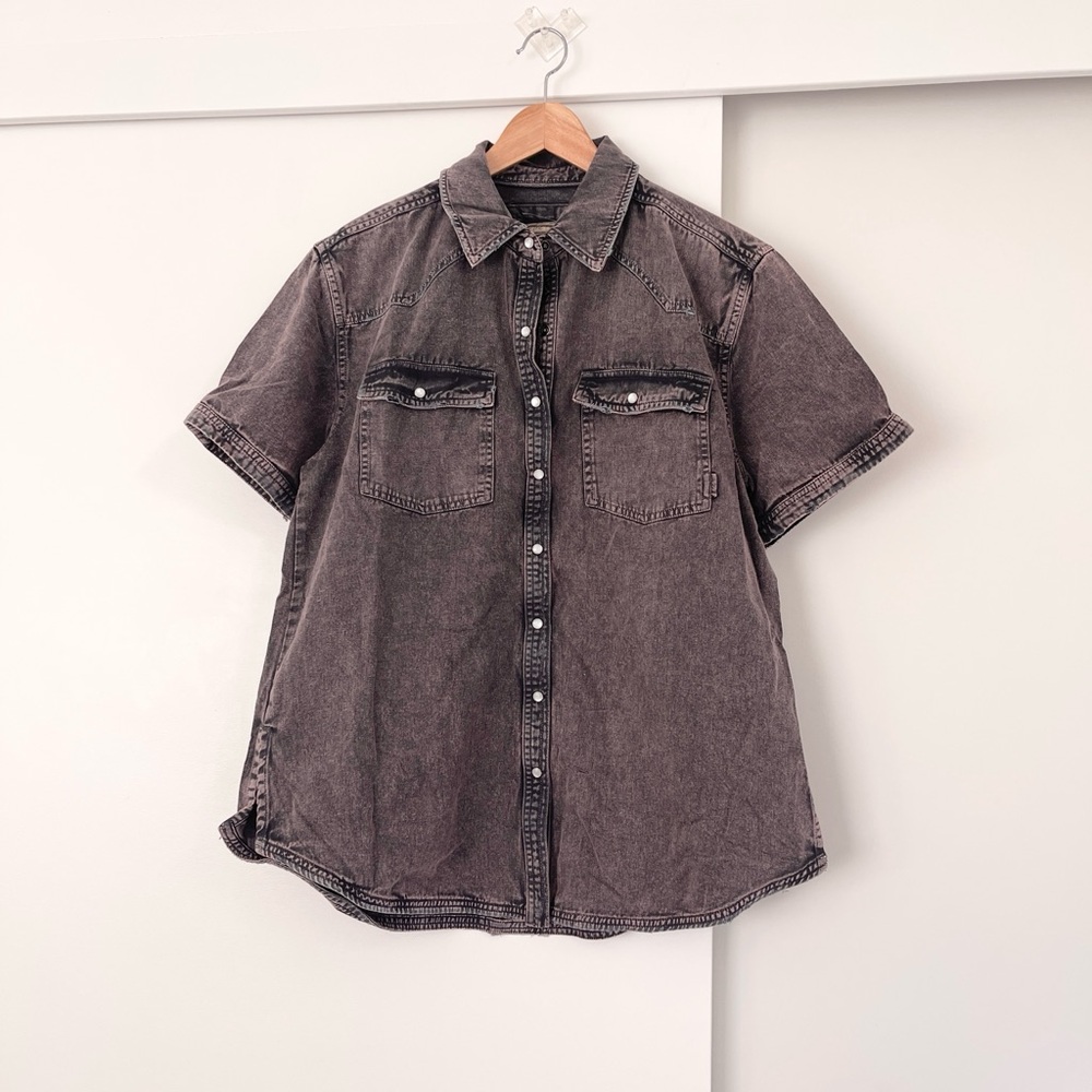 NWOT Free People The Short Of It Distressed Denim Button Collar Blouse Tee Small - Picture 3 of 10